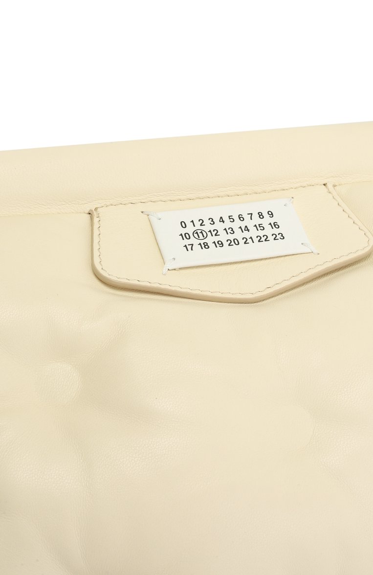 Женская сумка glam slam classique small MAISON MARGIELA кремового цвета, арт. SB1WG0028/P4300 | Фото 3 (Материал: Натуральная кожа; Ремень/цепочка: На ремешке; Размер: small; Автоматизация состава: Проставлено; Автоматизация ТО: Проставлено)