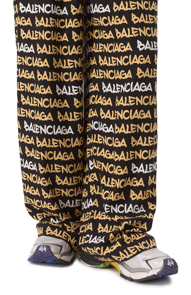 Мужские комбинированные кроссовки runner BALENCIAGA белого цвета, арт. 772774/WRUNG | Фото 3 (Подошва: Массивная; Материал внешний: Текстиль; Материал внутренний: Текстиль; Материал утеплителя: Без утеплителя; Кросс-КТ: Низкие; Стили: Классический; Автоматизация состава: Проставлено; Автоматизация ТО: Проставлено)